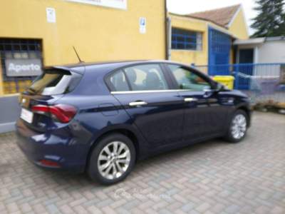 Fiat Tipo 1.3 mjt lounge berlina 5 porte Blu/Azzurro usata CALUSO