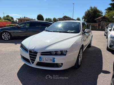 Alfa Romeo 159 2.0 JTDm Sportwagon Super Bianco usata Oderzo