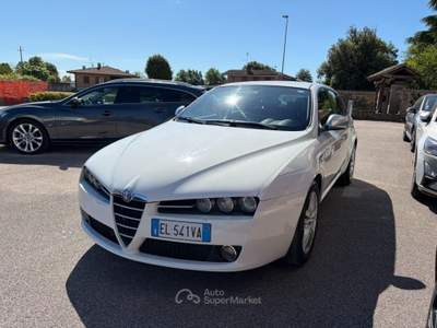 Alfa Romeo 159 2.0 JTDm Sportwagon Super Bianco usata Oderzo