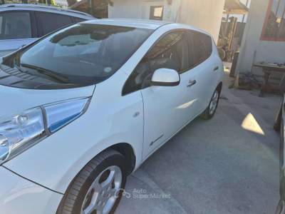Nissan Leaf Leaf I Visia Plus 30kW Connect 2 109cv usata Scandicci