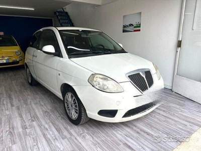 Lancia Ypsilon 2 serie Ypsilon 1.2 Platino usata Arezzo