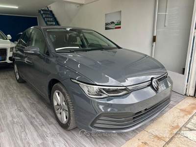 Volkswagen Golf EVO DSG Life usata Arezzo