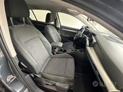 Volkswagen Golf EVO DSG Life usata Arezzo