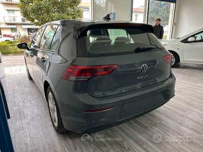 Volkswagen Golf EVO DSG Life usata Arezzo