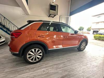 Volkswagen T-Roc ACT DSG usata Arezzo