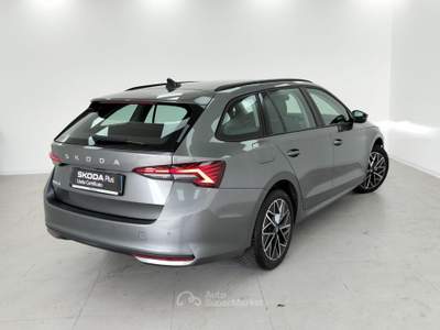 Skoda Octavia 2.0 TDI 150 CV DSG Wagon Executive Grigio usata Lurate Caccivio