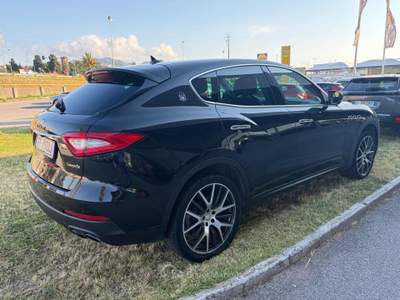 Maserati Levante V6 Diesel 275 CV AWD Nero usata Milazzo