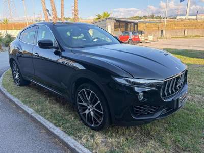 Maserati Levante V6 Diesel 275 CV AWD Nero usata Milazzo