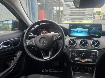 Mercedes-Benz GLA Tenuta sempre in box. No fumatori.  Con nuovi restailin Nero usata Urbana