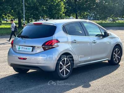 Peugeot 208 PEUGEOT 208 1° serie PureTech 82 5 porte Allure Grigio usata Carpi