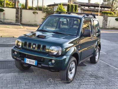 Suzuki Jimny Gancio Traino Verde usata DOZZA