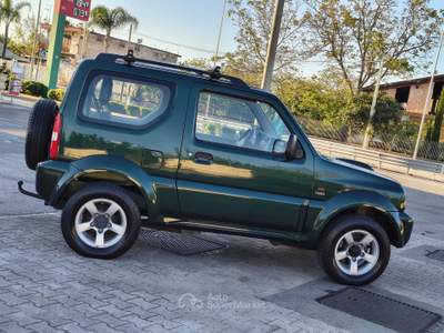 Suzuki Jimny Gancio Traino Verde usata DOZZA