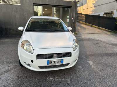 Fiat Grande Punto 5p 1.4 Dynamic Natural Power Bianco usata Riccione