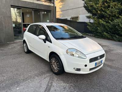 Fiat Grande Punto 5p 1.4 Dynamic Natural Power Bianco usata Riccione
