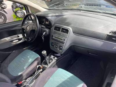 Fiat Grande Punto 5p 1.4 Dynamic Natural Power Bianco usata Riccione