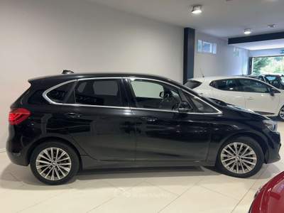 BMW Serie 2 218d 216 Serie 2 216d Active Tourer Luxury Nero usata Riccione