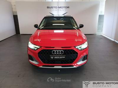 Audi A1 A1 Citycarver 30 1.0 tfsi 116cv s-tronic Rosso usata Olgiate Olona