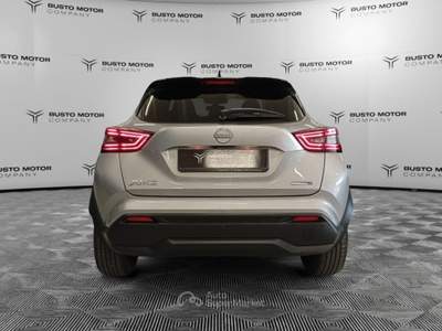 Nissan Juke Juke 1.6 hev N-Connecta IVA ESPOSTA Grigio usata Olgiate Olona