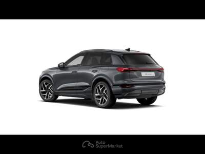 Audi e-tron Audi Q6 SUV S line edition  performance  225,00 kW Grigio usata San Fior