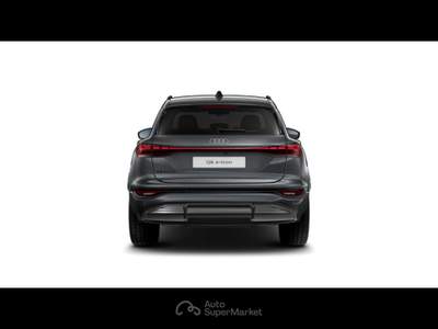 Audi e-tron Audi Q6 SUV S line edition  performance  225,00 kW Grigio usata San Fior