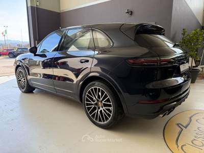 Porsche Cayenne TIPTRONIC S  -- VERSIONE441CV -- Nero usata Medesano