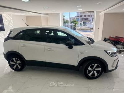 Opel Crossland 1.5 ECOTEC D 110 CV Start&Stop Edition Bianco usata MASSAFRA