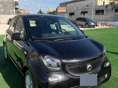 Smart ForFour 70 1.0 Twinamic Passion Nero usata Giugliano in Campania