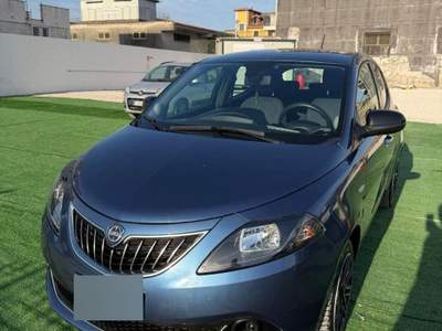 Lancia Ypsilon S&S Hybrid Blu/Azzurro usata Giugliano in Campania