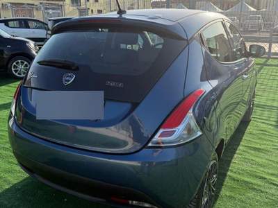 Lancia Ypsilon S&S Hybrid Blu/Azzurro usata Giugliano in Campania