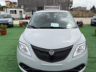 Lancia Ypsilon 5 porte GPL Ecochic Gold Grigio usata Giugliano in Campania