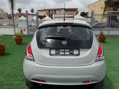 Lancia Ypsilon 5 porte GPL Ecochic Gold Grigio usata Giugliano in Campania