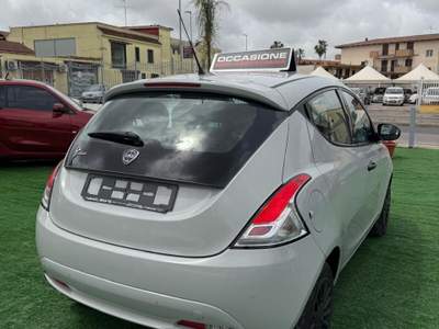Lancia Ypsilon 5 porte GPL Ecochic Gold Grigio usata Giugliano in Campania