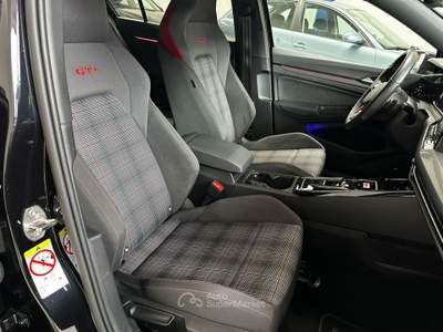 Volkswagen Golf PREZZO ADESIONE PROMOZIONE RANDOM GARAGE Nero usata Collegno