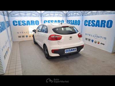 Kia Rio 5p 1.1 crdi Active E6 Bianco usata Pont-Saint-Martin