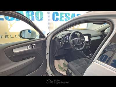 Volvo XC40 1.5 t4 phev Inscription Expression auto Bianco usata Pont-Saint-Martin