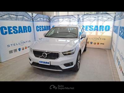 Volvo XC40 1.5 t4 phev Inscription Expression auto Bianco usata Pont-Saint-Martin