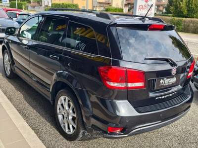 Fiat Freemont 2.0mjt170  Lounge 7posti Nero usata Tarcento