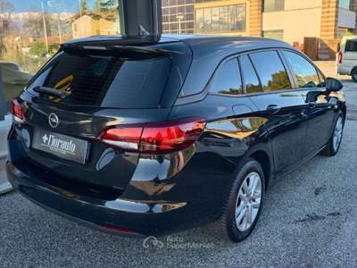 Opel Astra 1.6 CDTi 136CV aut. Sports Tourer Innovation Nero usata Tarcento