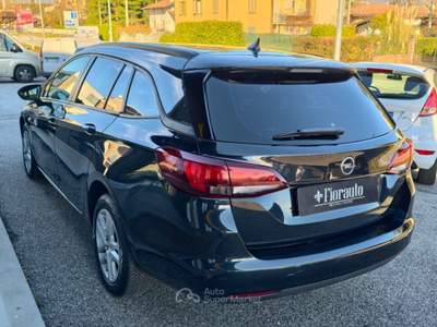 Opel Astra 1.6 CDTi 136CV aut. Sports Tourer Innovation Nero usata Tarcento