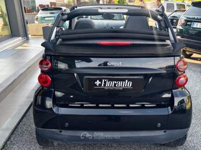 Smart ForTwo 1000 52 kW MHD cabrio passion Nero usata Tarcento