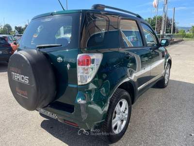 Daihatsu Terios 1.5 4WD B You GPL Verde usata Scandiano