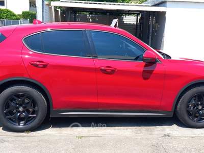 Alfa Romeo Stelvio MANUCAR 3393140120 Rosso usata Cesano Maderno