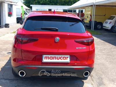 Alfa Romeo Stelvio MANUCAR 3393140120 Rosso usata Cesano Maderno