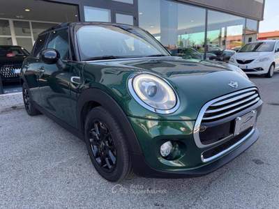 MINI Cooper 1.5 Cooper D Boost 5 porte Verde usata Santa Maria di Sala