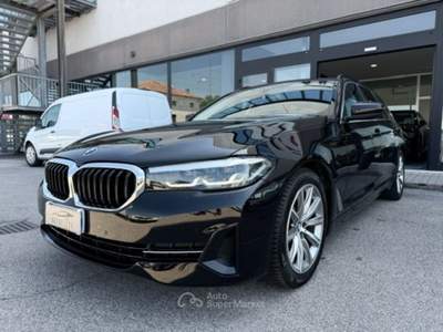 BMW Serie 5 520d d 48V 190cv Touring Business Nero usata Santa Maria di Sala