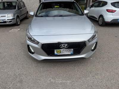 Hyundai i30 Wagon 1.6 CRDi CV 110 Argento usata Bologna