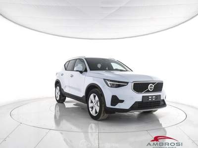 Volvo XC40 B3 Mild hybrid Benzina Essential Blu/Azzurro usata Corciano