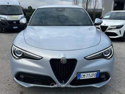Alfa Romeo Stelvio Stelvio 2022 2.2 t Sprint Q4 190cv auto Grigio usata Sant'Omero