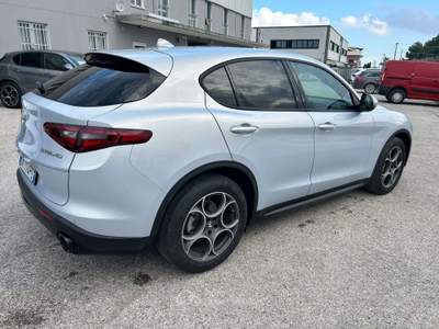 Alfa Romeo Stelvio Stelvio 2022 2.2 t Sprint Q4 190cv auto Grigio usata Sant'Omero