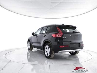 Volvo XC40 B3 Mild hybrid Benzina Core Nero usata Corciano